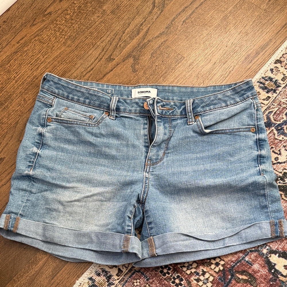 Sonoma Women's Light Blue Jean Shorts